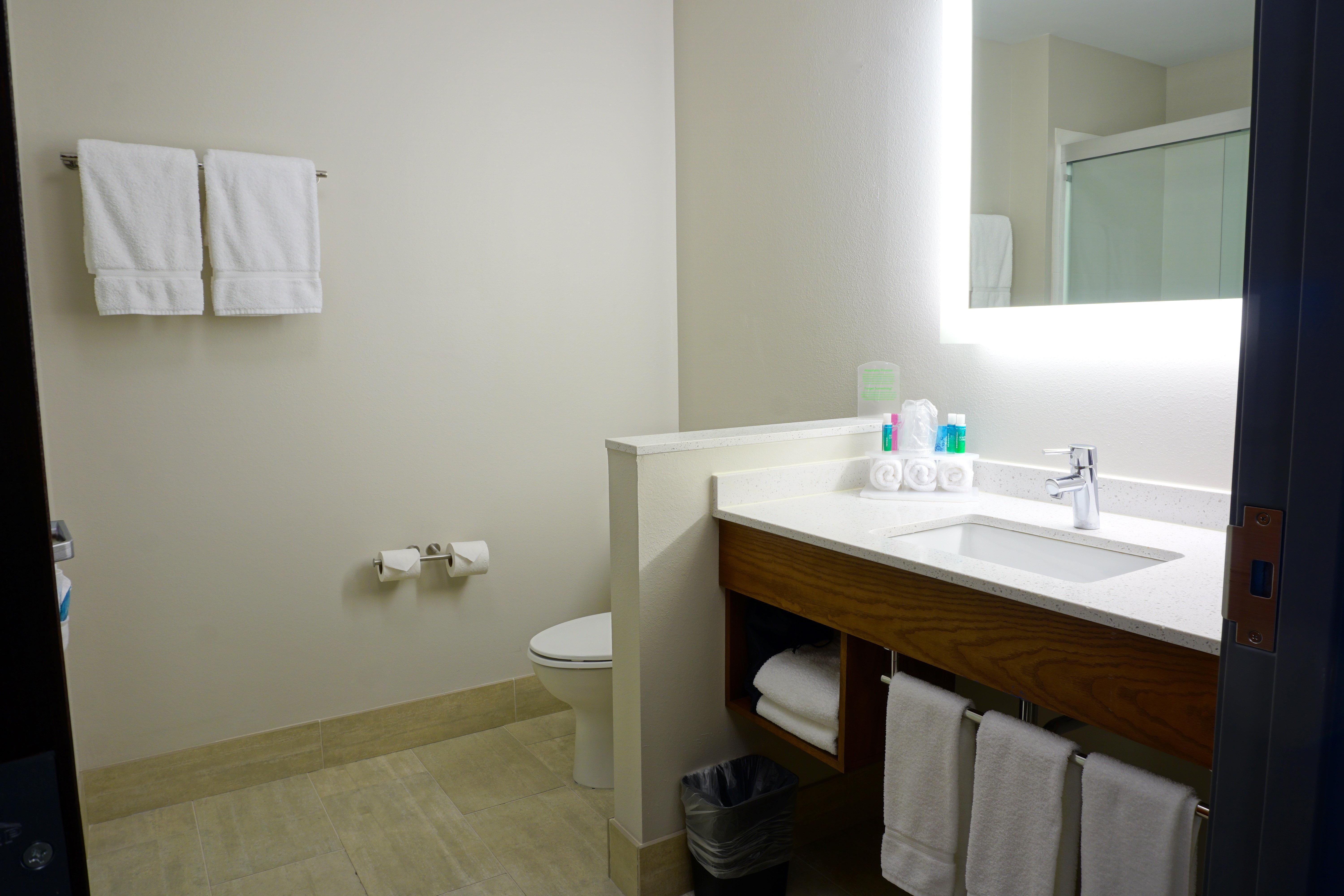 Holiday Inn Express & Suites Omaha - Millard Area By Ihg Luaran gambar