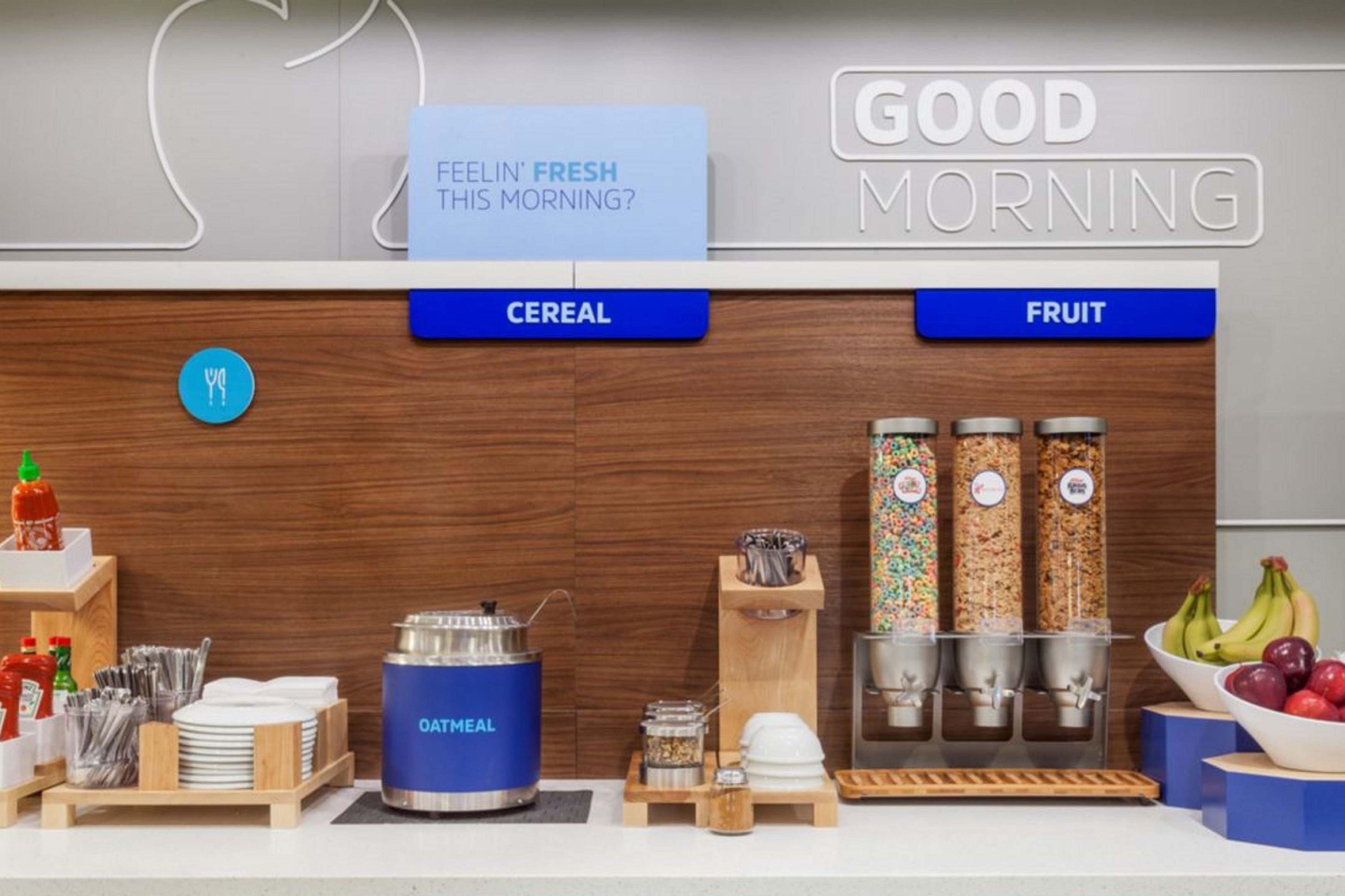 Holiday Inn Express & Suites Omaha - Millard Area By Ihg Luaran gambar